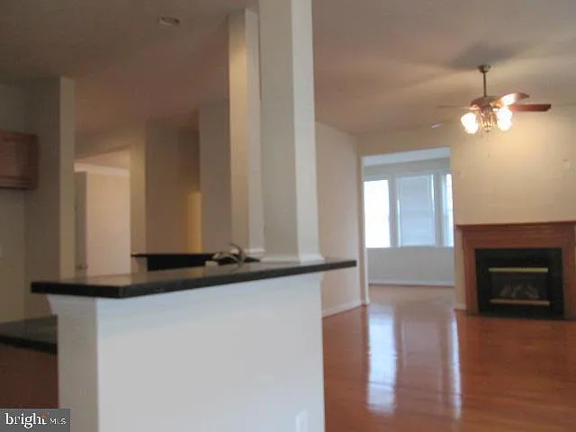 4 bed, 3.5 bath, 3350 sqft, $4,700 — Photo 3