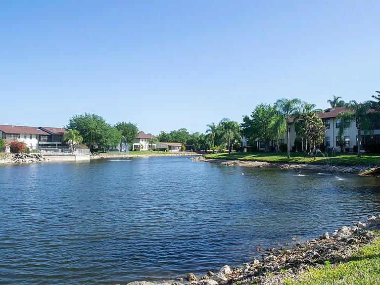 5321 Treetops Dr #T-202 — Photo 18