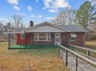 105 Barron St, Jonesville, SC 29379