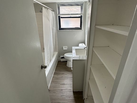 3rd image of 5824 Shadymist Ln APT 4