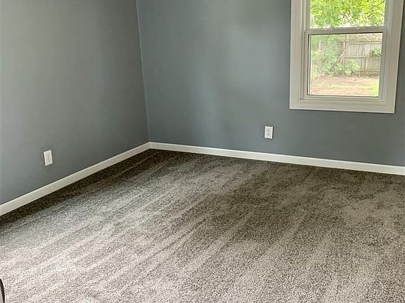 3rd image of 2810 E Rick Dr