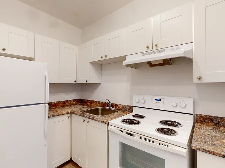 384 Maclaren St #23 — Photo 17