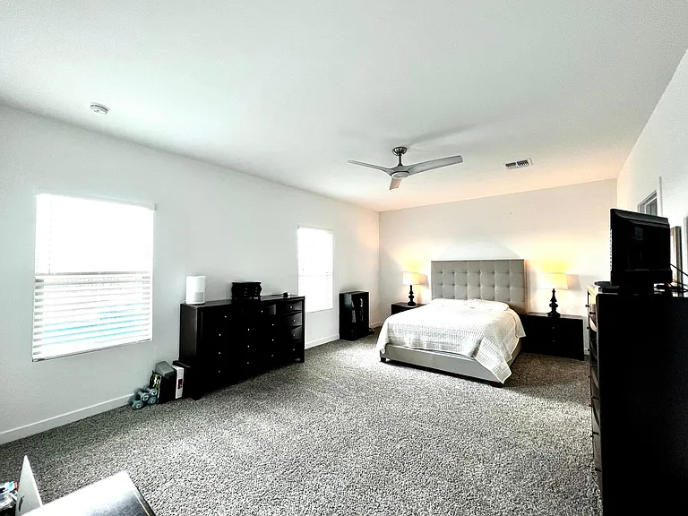 11104 S Weismann Dr — Photo 22