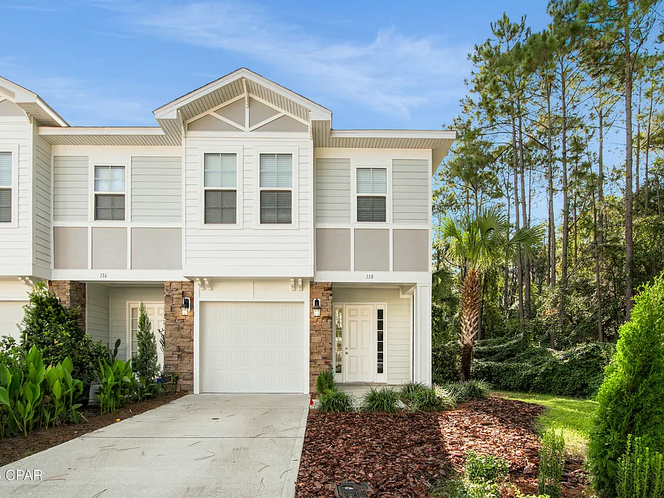 118 Enchantment Falls Ln