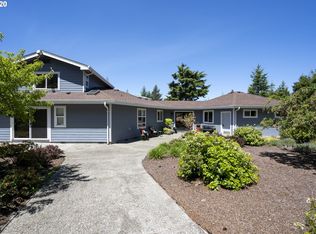 62743 Crown Point Rd, Coos Bay, OR 97420