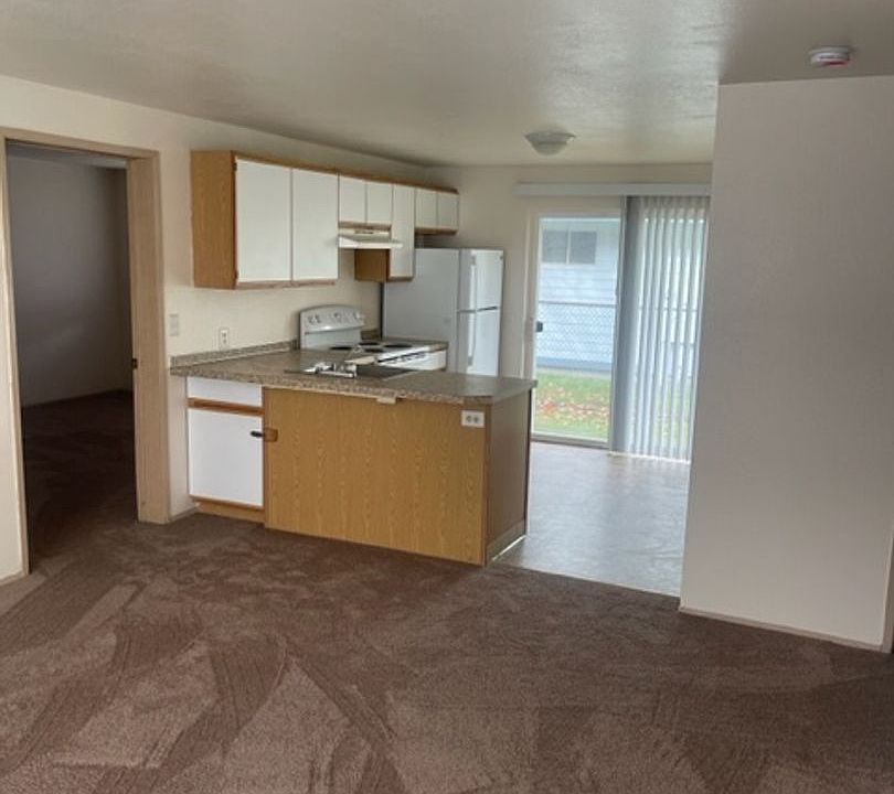 1st image of 50 NE 1st St #400-02
