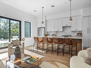 125 Addison St #309, Boston, MA 02128