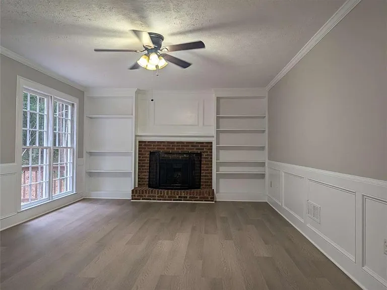 443 Cricket Ridge Ct — Photo 16