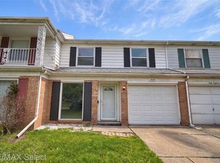 4020 Park Forest Dr, Flint, MI 48507