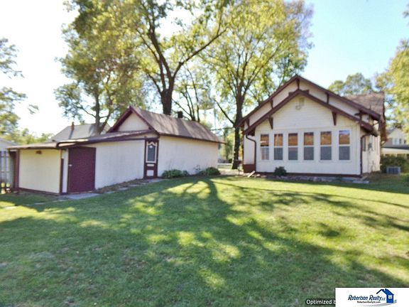 5th image of 614 N 8th St