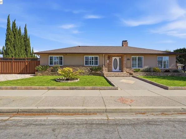 38048 Palmer Dr, Fremont, CA 94536