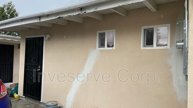 1st image of 622 E Saxon Ave