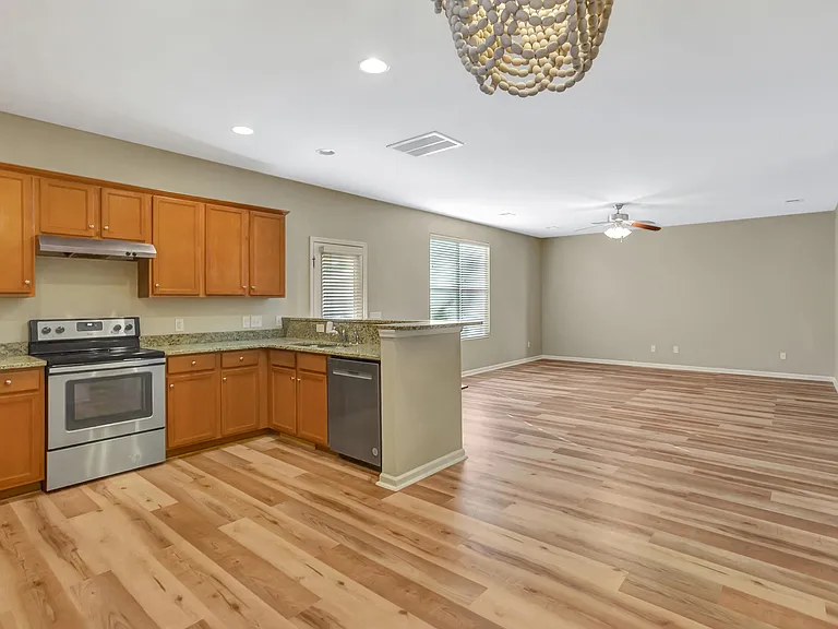 1313 Merchant Ct — Photo 9