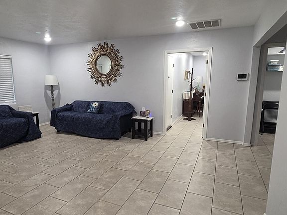 4th image of 5509 Mesa Dr