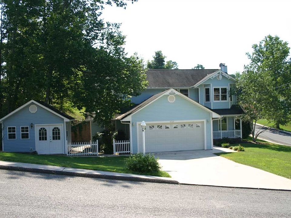 1st image of 4739 Cree Ln NW
