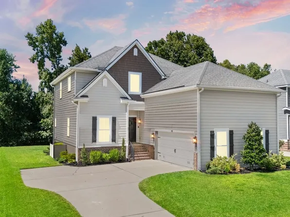 47 Waverly Ln, Richmond Hill, GA 31324