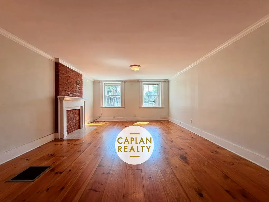 1 bed, 800 sqft, $1,800 — Photo 3