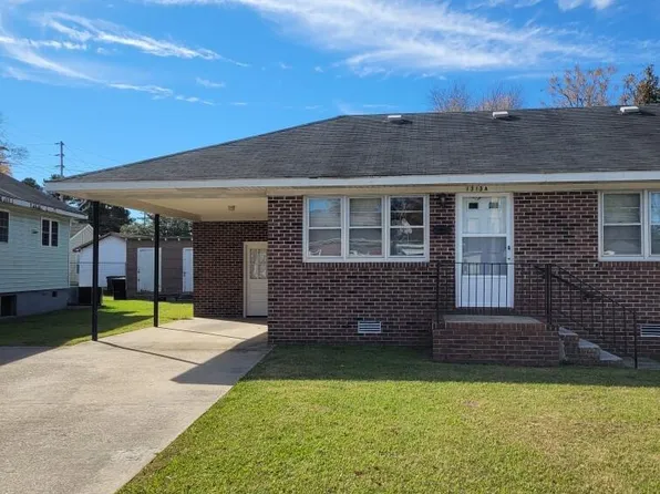 1313 Lincoln St #B, Elizabeth City, NC 27909