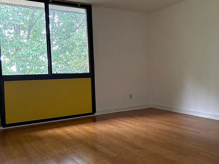 525 N Armistead St #302 — Photo 13