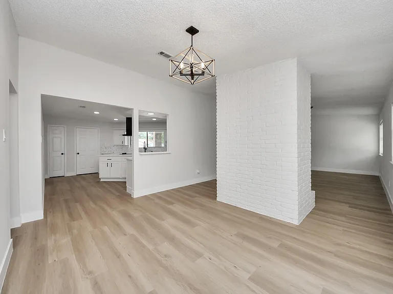 7427 Willow Oak Dr — Photo 24