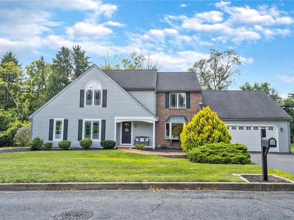 224 Wedgewood Rd, Bethlehem, PA 18017