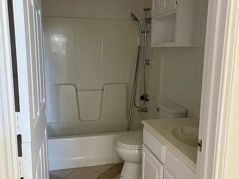 4618 Hunters Ridge Dr — Photo 17