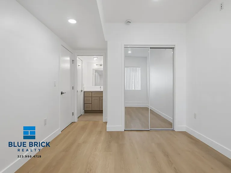 5312 Corteen Pl #26 — Photo 7