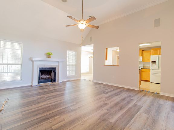 5th image of 2021 Woodville Ln