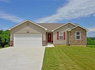 1653 Cole Rd, Festus, MO 63028