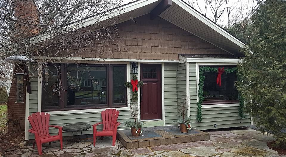 1st image of 34136 Davies Dr
