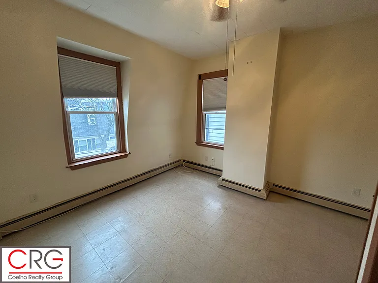 122-A Spring St #3 — Photo 8