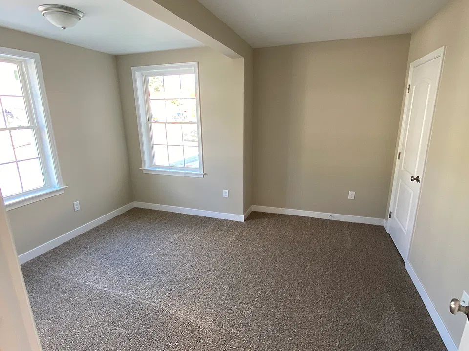 4650 Horseshoe Pike #20