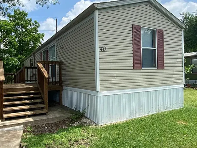 7501 Bluff Springs Rd #40 — Photo 8