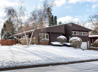 3998 Plymouth Cir, Madison, WI 53705