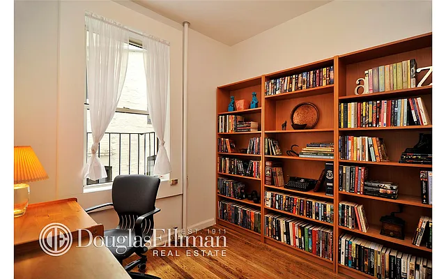 Sold by Douglas Elliman | media 24