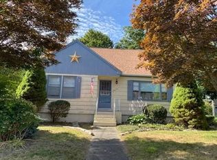 129 Durfee Rd, Tiverton, RI 02878