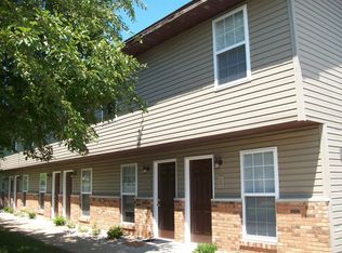 305 Meadow Dr, Troy, IL 62294