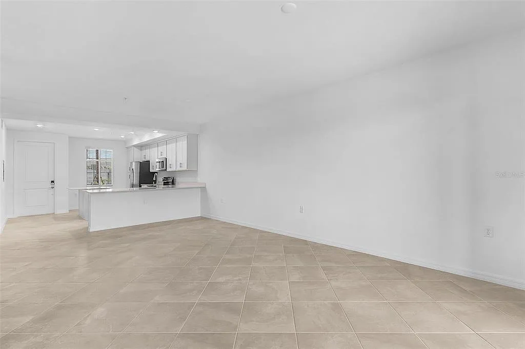 2 bed, 2.0 bath, 1120 sqft, $1,850 — Photo 4