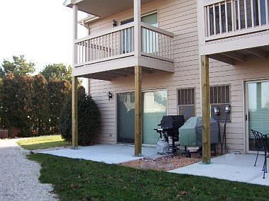 1st image of 240 Marina Ct