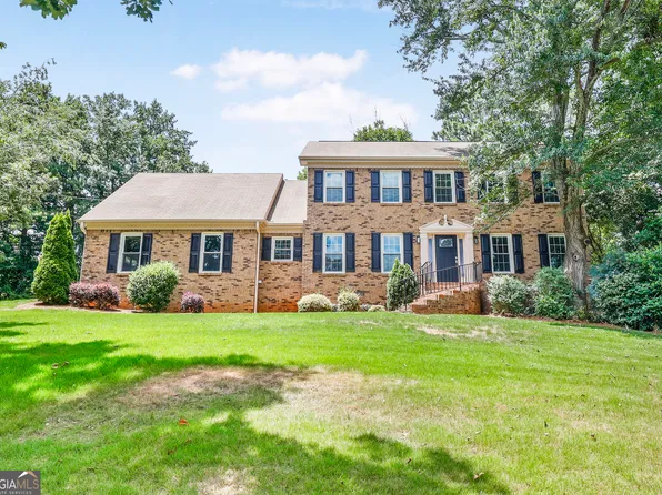 1845 York Ct, Snellville, GA 30078