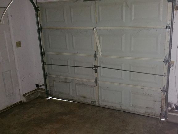 4th image of 707 John St Lot 3