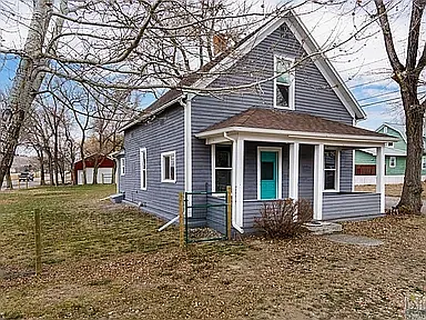 3 bed, 1200 sqft, $1,450 — Photo 2