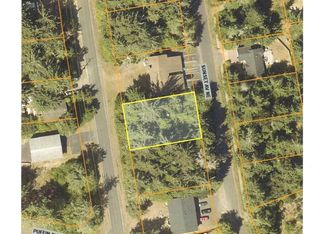 563 Sunset Ave NE, Ocean Shores, WA