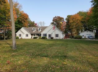 12940 Broadway Rd, Three Rivers, MI 49093