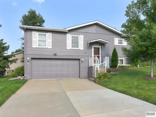 8407 N 83rd Ave, Omaha, NE 68122