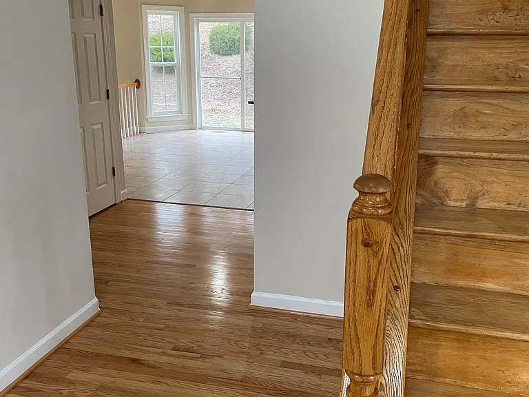 210 Earhart Ct — Photo 9