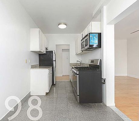 4th image of 100 Lefferts Ave APT 5C