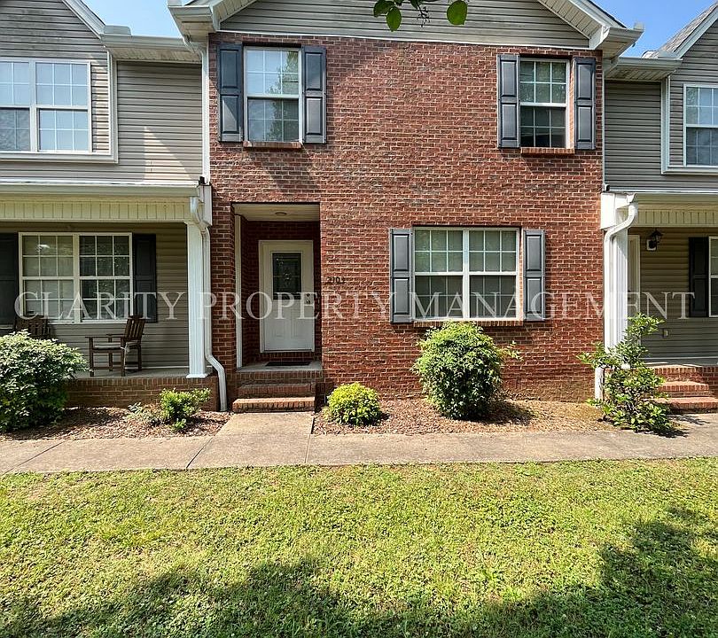 1st image of 2103 Candies Ln NW