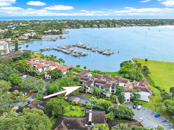 1660 Twelve Oaks Way #205, North Palm Beach, FL 33408