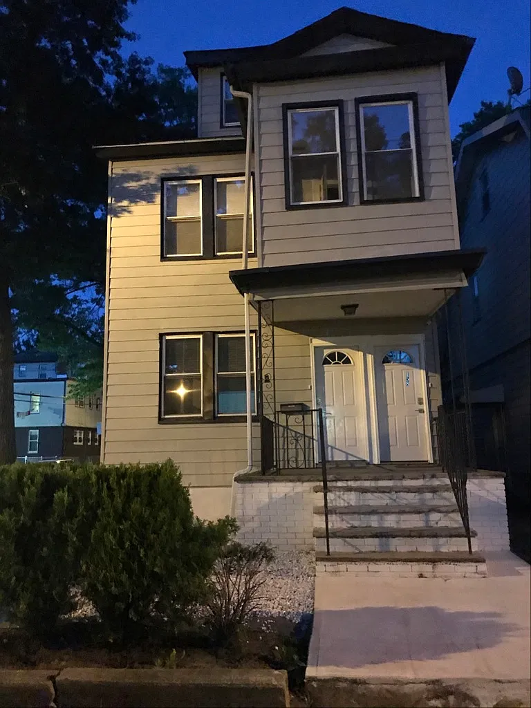 Charming 2BR Newark Home with Garage, In-Unit Laundry — Photo 1